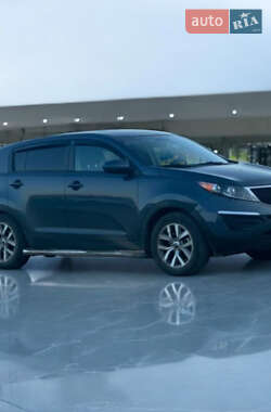 Позашляховик / Кросовер Kia Sportage 2015 в Дніпрі