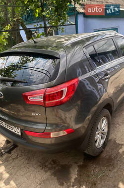 Позашляховик / Кросовер Kia Sportage 2012 в Миколаєві