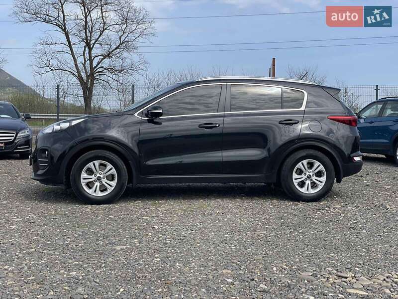 Внедорожник / Кроссовер Kia Sportage 2017 в Сваляве
