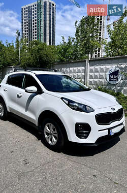 Внедорожник / Кроссовер Kia Sportage 2017 в Киеве