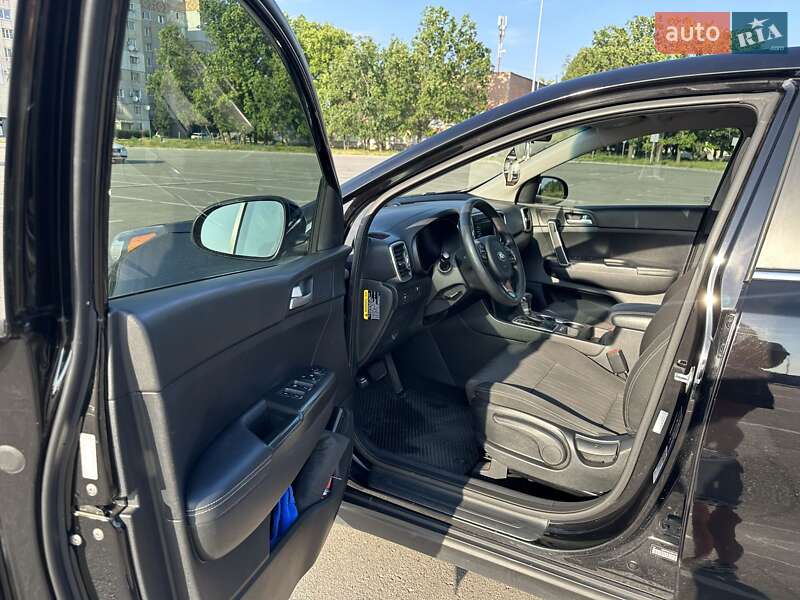 Внедорожник / Кроссовер Kia Sportage 2017 в Кропивницком