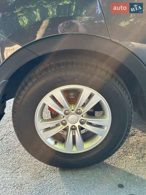 Внедорожник / Кроссовер Kia Sportage 2013 в Житомире
