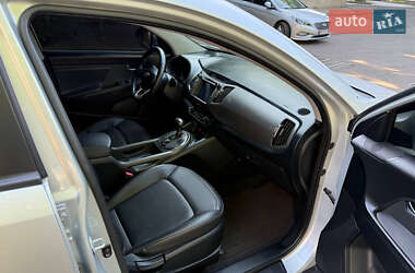 Внедорожник / Кроссовер Kia Sportage 2013 в 