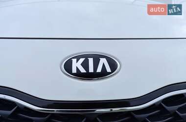 Позашляховик / Кросовер Kia Sportage 2019 в 