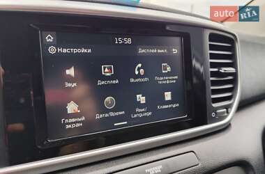 Позашляховик / Кросовер Kia Sportage 2019 в 