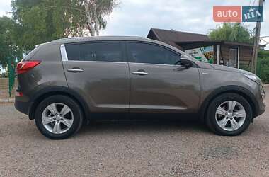 Внедорожник / Кроссовер Kia Sportage 2011 в 