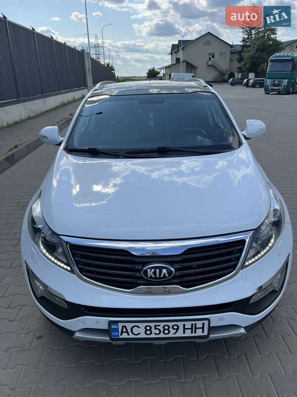 Внедорожник / Кроссовер Kia Sportage 2012 в Луцке
