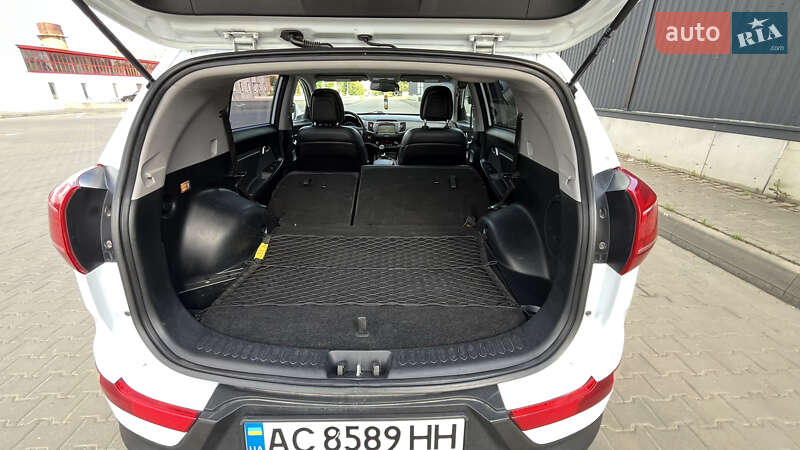 Внедорожник / Кроссовер Kia Sportage 2012 в Луцке