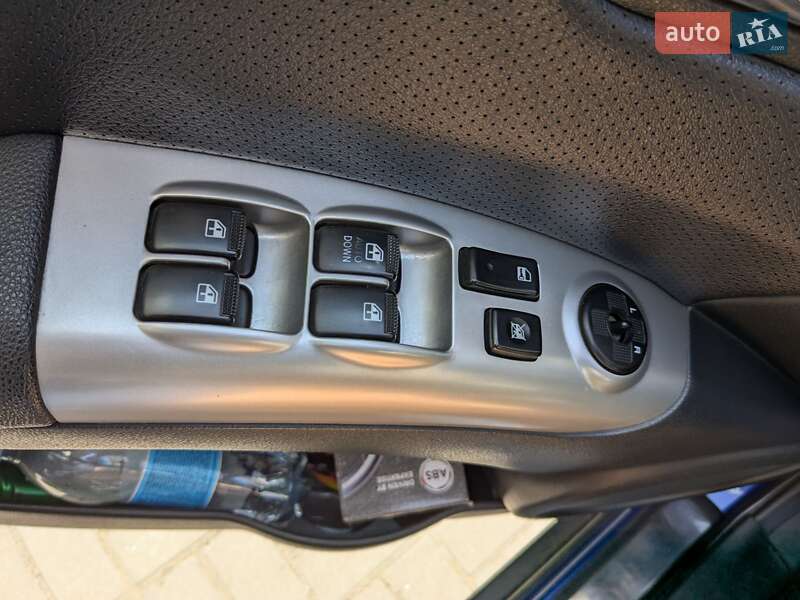 Внедорожник / Кроссовер Kia Sportage 2005 в Днепре