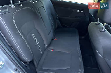 Позашляховик / Кросовер Kia Sportage 2015 в 