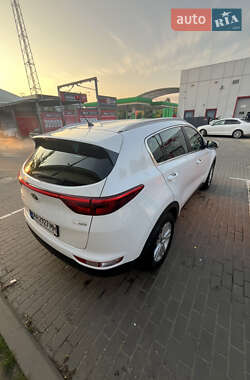 Внедорожник / Кроссовер Kia Sportage 2017 в 
