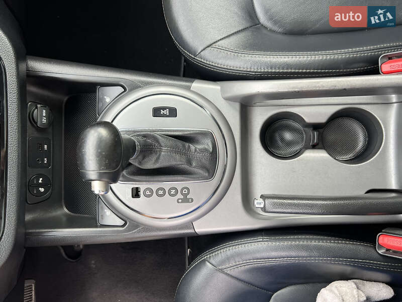 Позашляховик / Кросовер Kia Sportage 2015 в Бродах