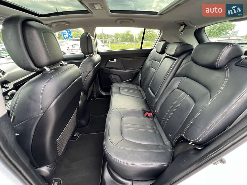 Позашляховик / Кросовер Kia Sportage 2015 в Бродах