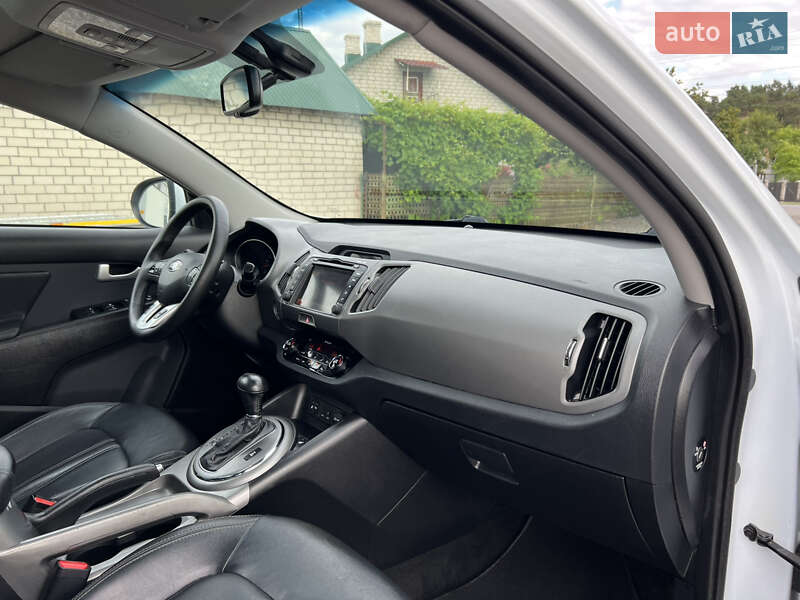 Позашляховик / Кросовер Kia Sportage 2015 в Бродах