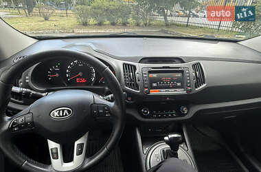 Позашляховик / Кросовер Kia Sportage 2012 в 