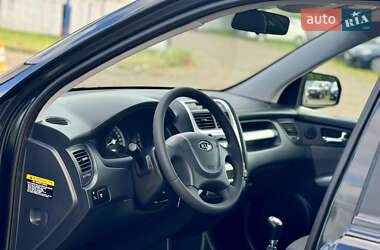 Позашляховик / Кросовер Kia Sportage 2010 в 