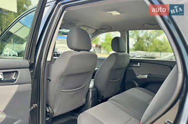 Позашляховик / Кросовер Kia Sportage 2010 в 