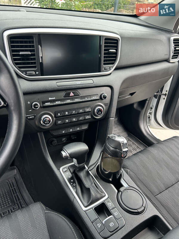 Позашляховик / Кросовер Kia Sportage 2021 в Києві