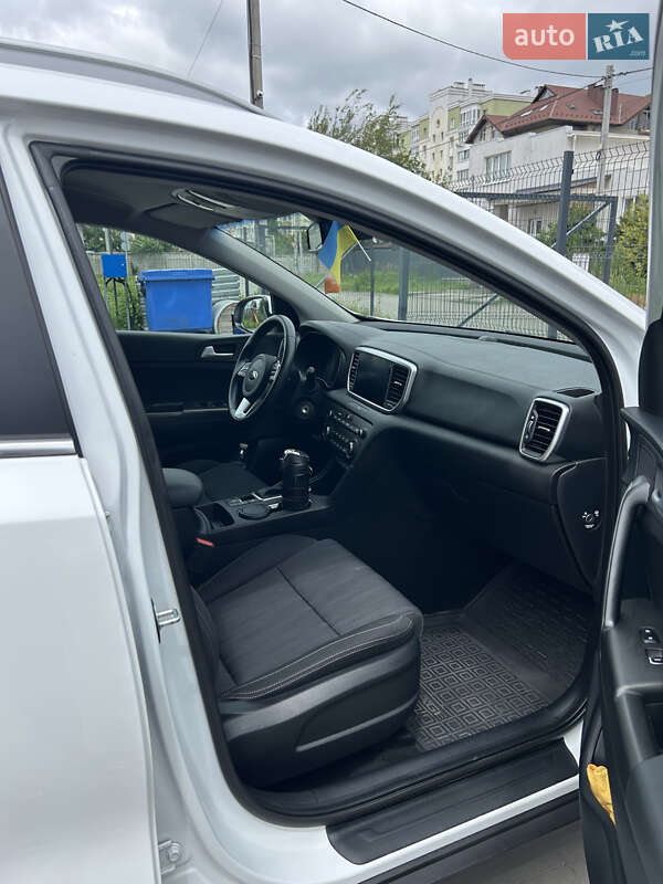 Позашляховик / Кросовер Kia Sportage 2021 в Києві