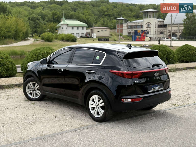 Внедорожник / Кроссовер Kia Sportage 2016 в Днепре
