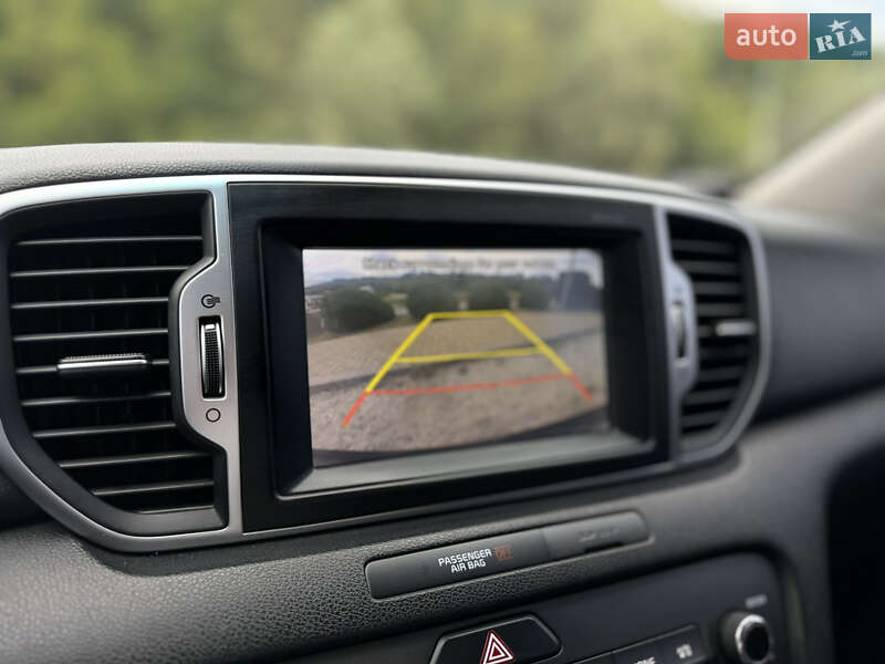 Внедорожник / Кроссовер Kia Sportage 2016 в Днепре