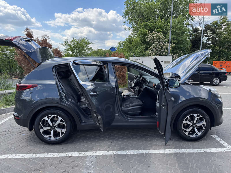 Внедорожник / Кроссовер Kia Sportage 2019 в Киеве