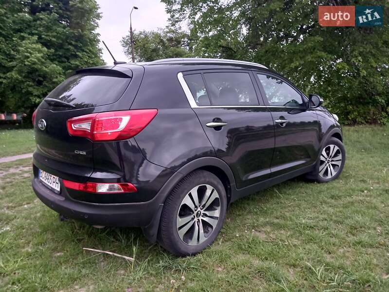 Внедорожник / Кроссовер Kia Sportage 2011 в Романове