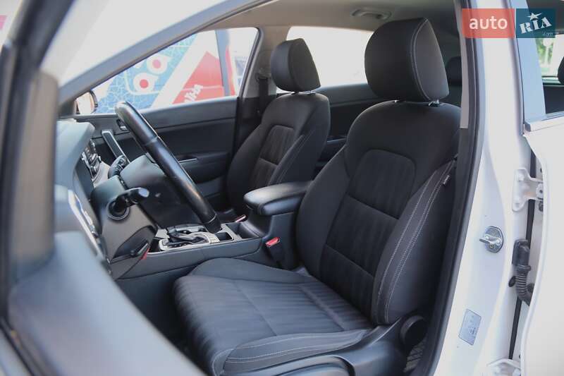 Позашляховик / Кросовер Kia Sportage 2018 в Києві