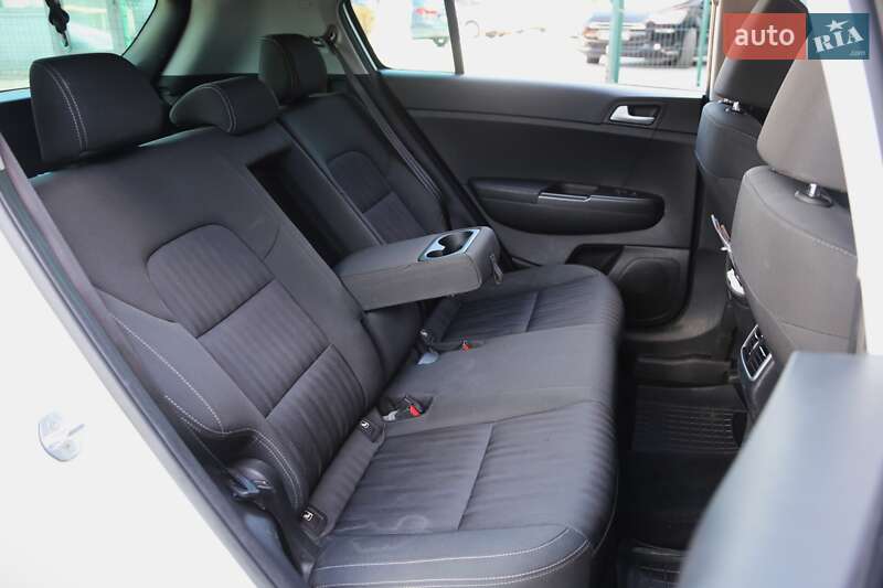 Позашляховик / Кросовер Kia Sportage 2018 в Києві