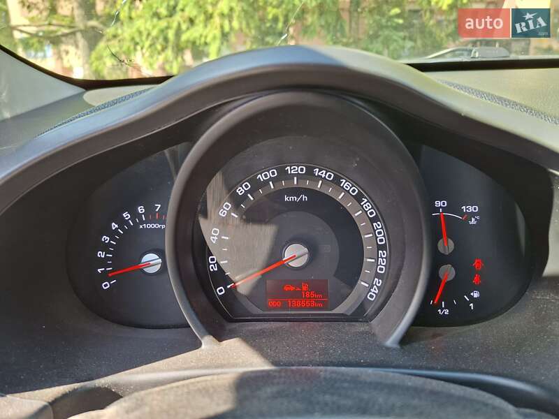 Внедорожник / Кроссовер Kia Sportage 2011 в Ладыжине