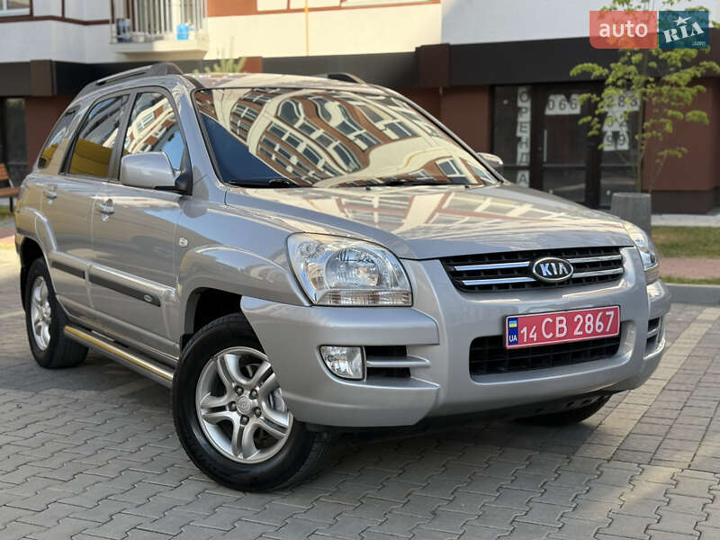Позашляховик / Кросовер Kia Sportage 2008 в Івано-Франківську