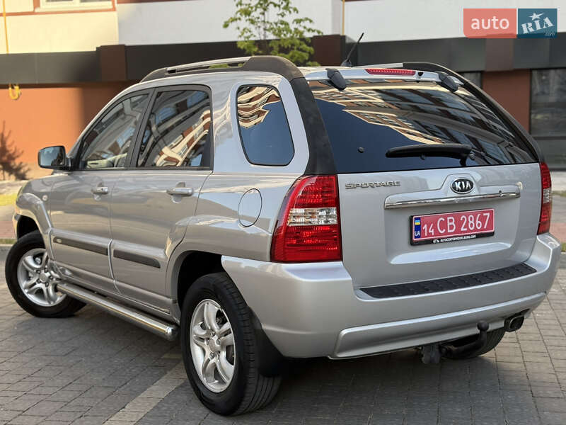 Позашляховик / Кросовер Kia Sportage 2008 в Івано-Франківську