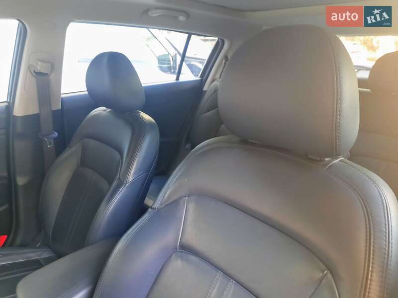 Внедорожник / Кроссовер Kia Sportage 2012 в Киеве фото 8 Внедорожник / Кроссовер Kia Sportage 2012 в Киеве