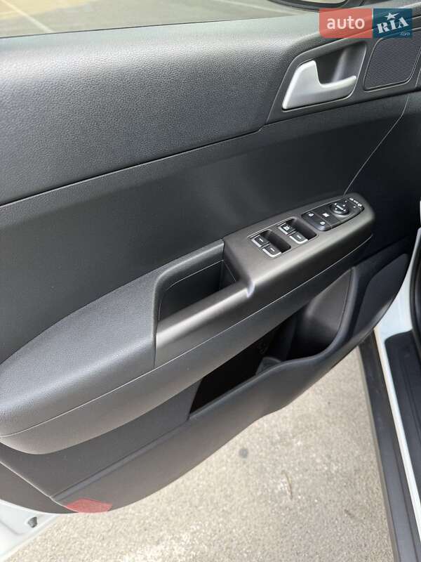 Позашляховик / Кросовер Kia Sportage 2019 в Києві