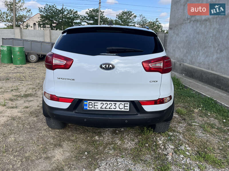 Позашляховик / Кросовер Kia Sportage 2012 в Єланці