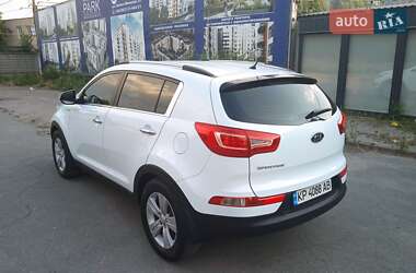 Позашляховик / Кросовер Kia Sportage 2011 в 