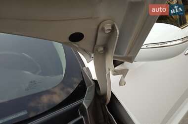 Позашляховик / Кросовер Kia Sportage 2011 в 