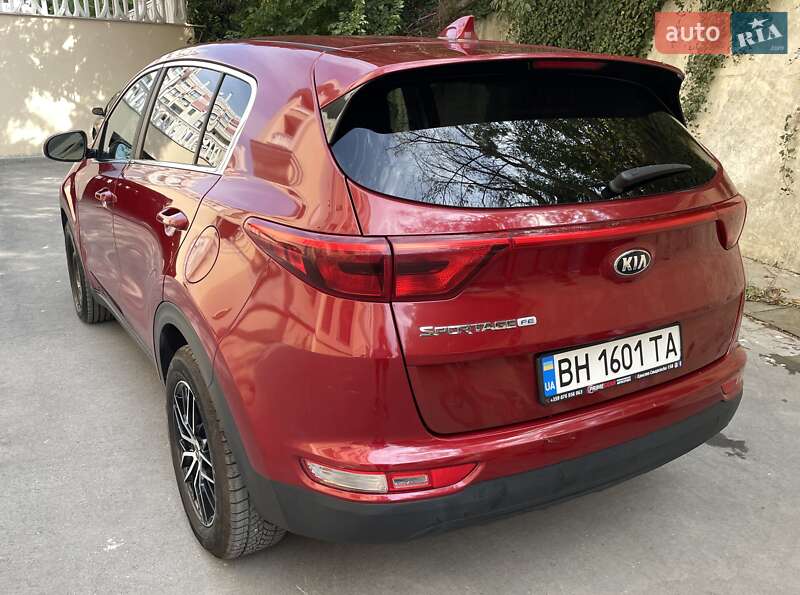 Внедорожник / Кроссовер Kia Sportage 2016 в Одессе