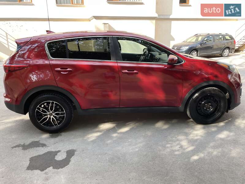 Внедорожник / Кроссовер Kia Sportage 2016 в Одессе