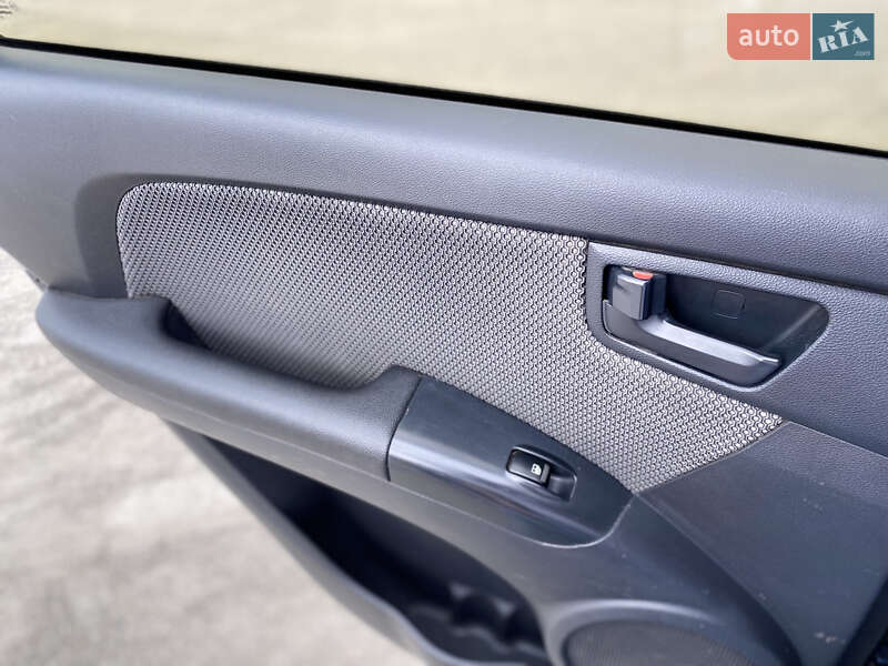 Внедорожник / Кроссовер Kia Sportage 2008 в Белой Церкви