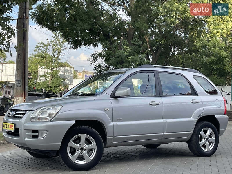 Позашляховик / Кросовер Kia Sportage 2006 в Миколаєві