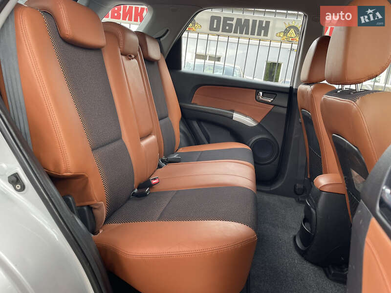 Позашляховик / Кросовер Kia Sportage 2006 в Миколаєві