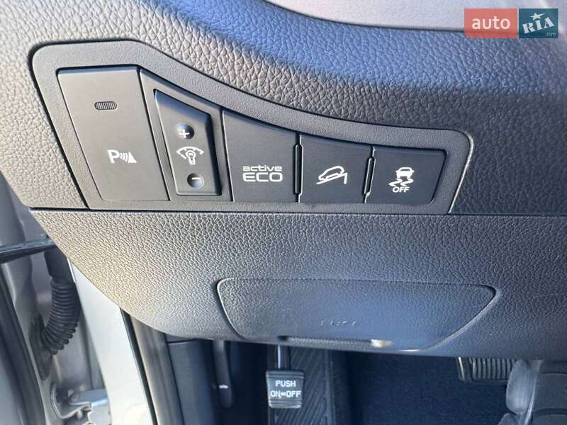 Позашляховик / Кросовер Kia Sportage 2014 в Києві