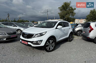Внедорожник / Кроссовер Kia Sportage 2011 в 