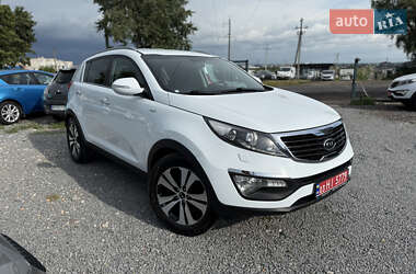 Внедорожник / Кроссовер Kia Sportage 2011 в 