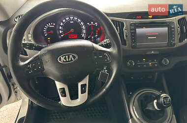 Позашляховик / Кросовер Kia Sportage 2014 в 
