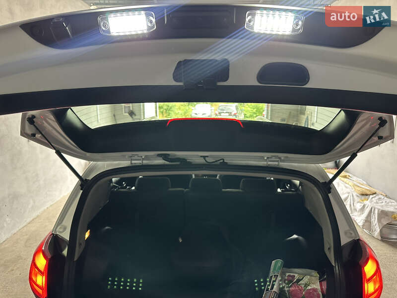 Внедорожник / Кроссовер Kia Sportage 2014 в Надворной