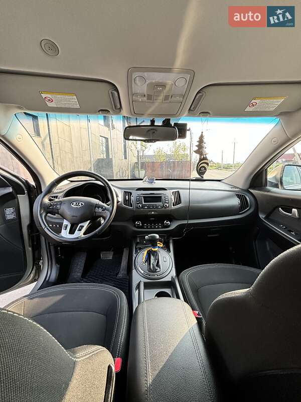 Внедорожник / Кроссовер Kia Sportage 2011 в Луцке