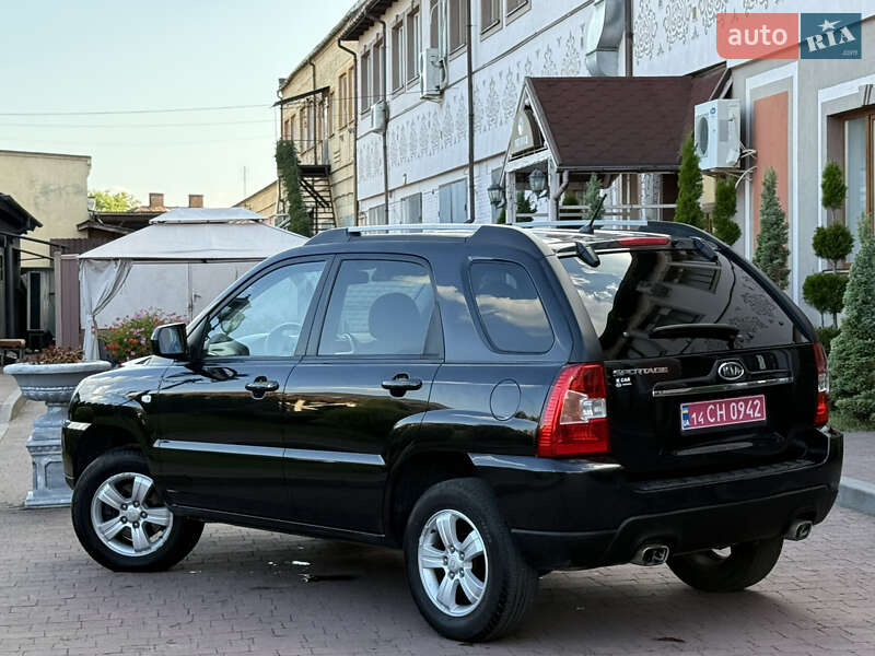 Позашляховик / Кросовер Kia Sportage 2009 в Стрию