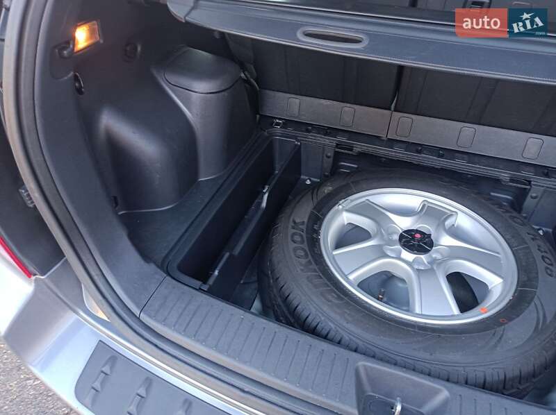 Внедорожник / Кроссовер Kia Sportage 2008 в Ракитном